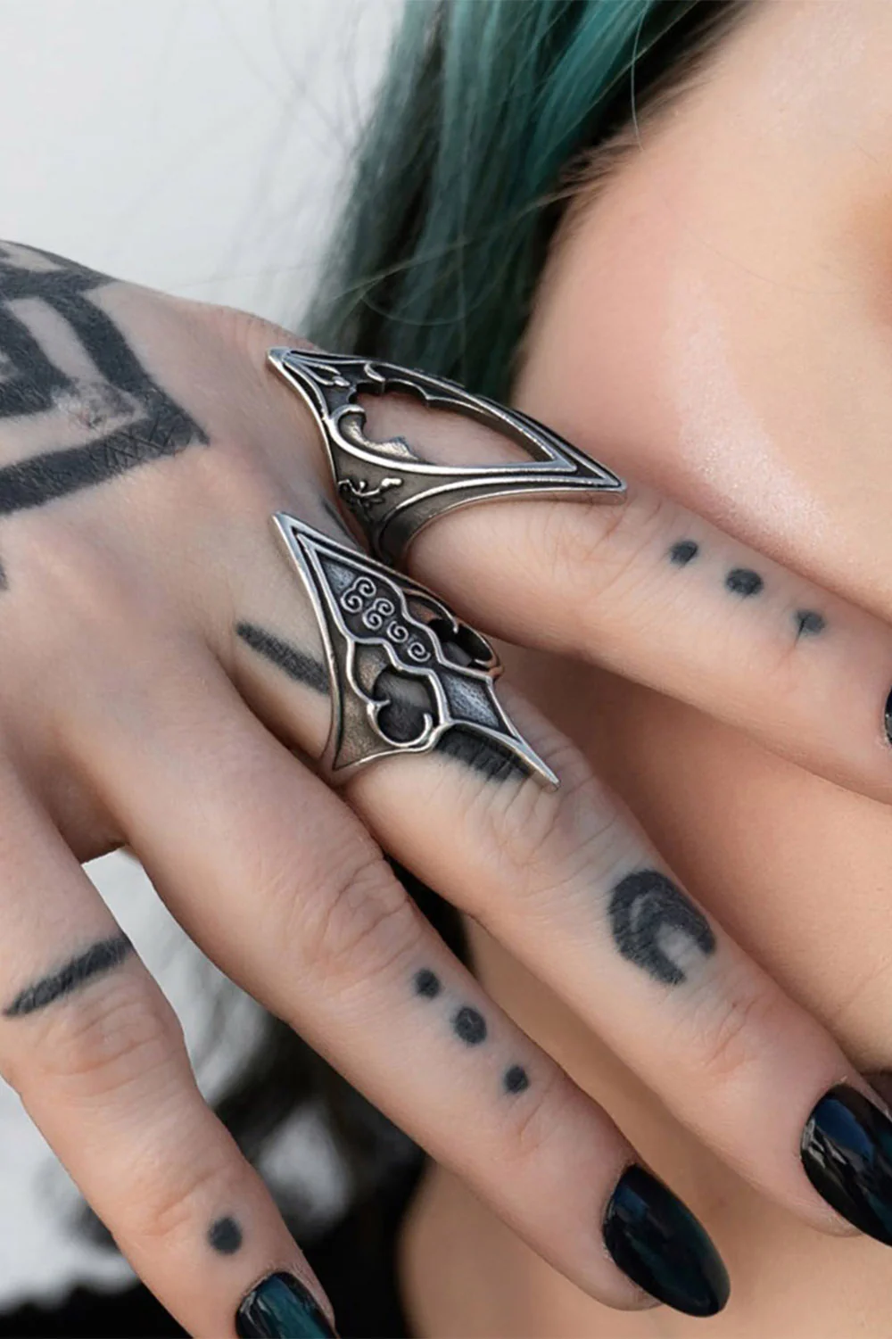 Acanthus Ring - Image 7