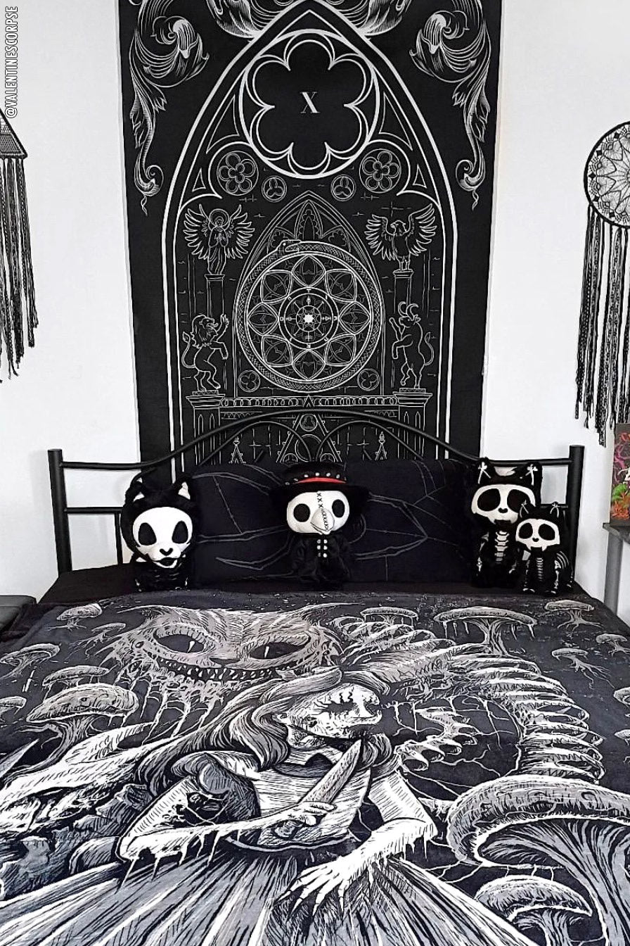 Alice in Murderland Throw Blanket - Image 5