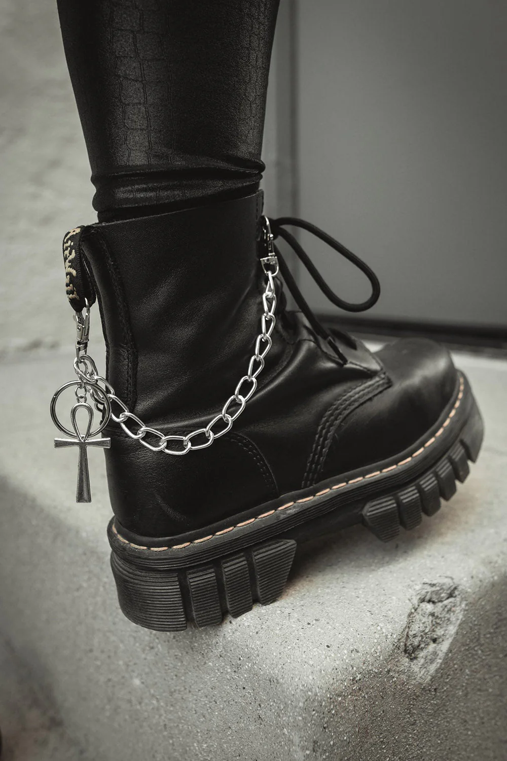 Ankh Boot Charm - Image 4