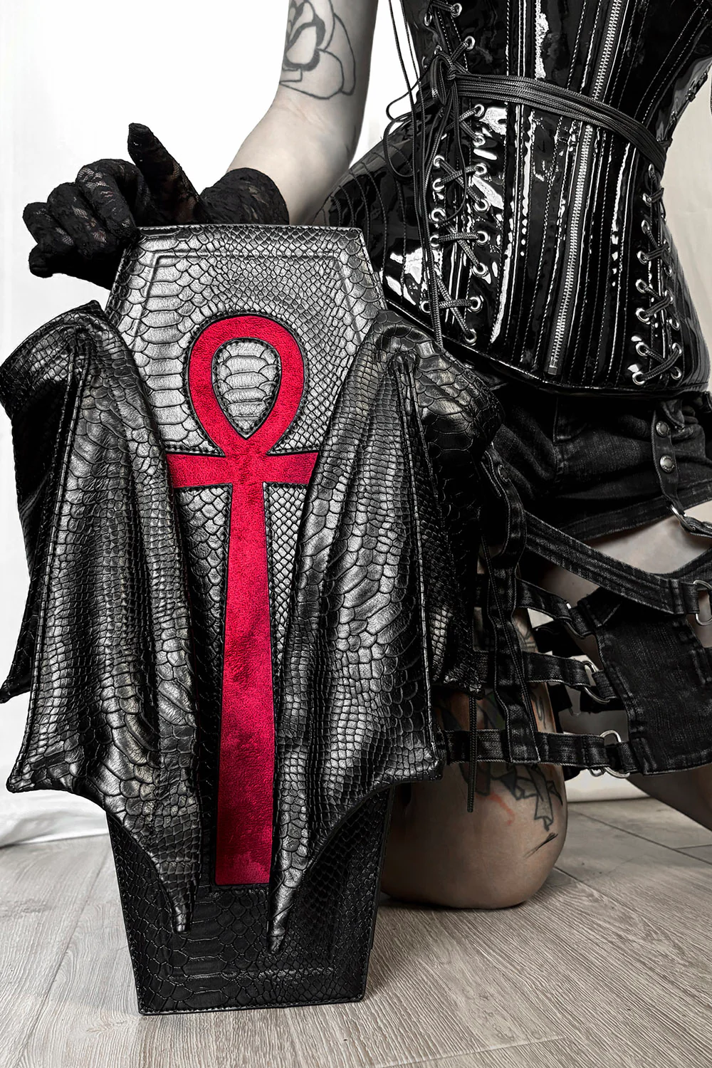 Ankh Coffin Batwing Bag [Snakeskin] - Image 14