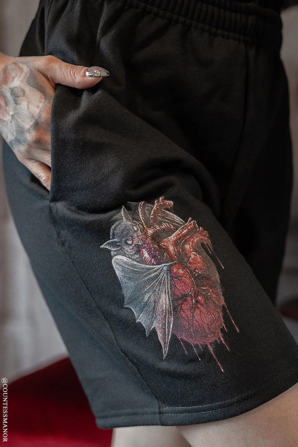 Bat Bite Sweat Shorts [Unisex] - Image 10