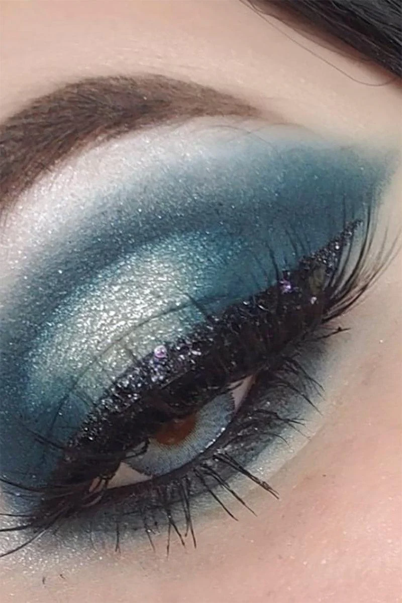 Batty Lashes - Image 2