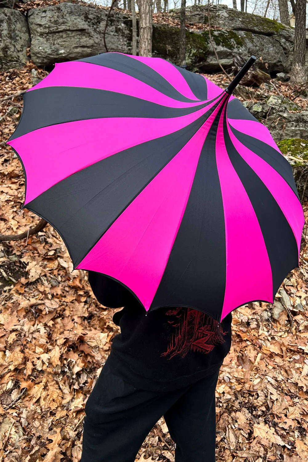 Batwing Pagoda Umbrella [BLACK/HOT PINK STRIPED] - Image 9