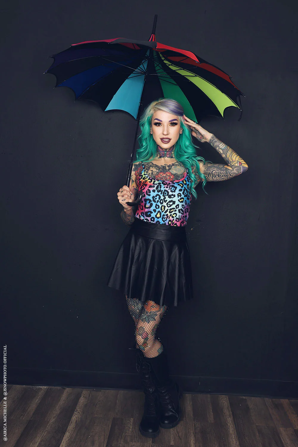 Batwing Pagoda Umbrella [Goth Rainbow] - Image 12