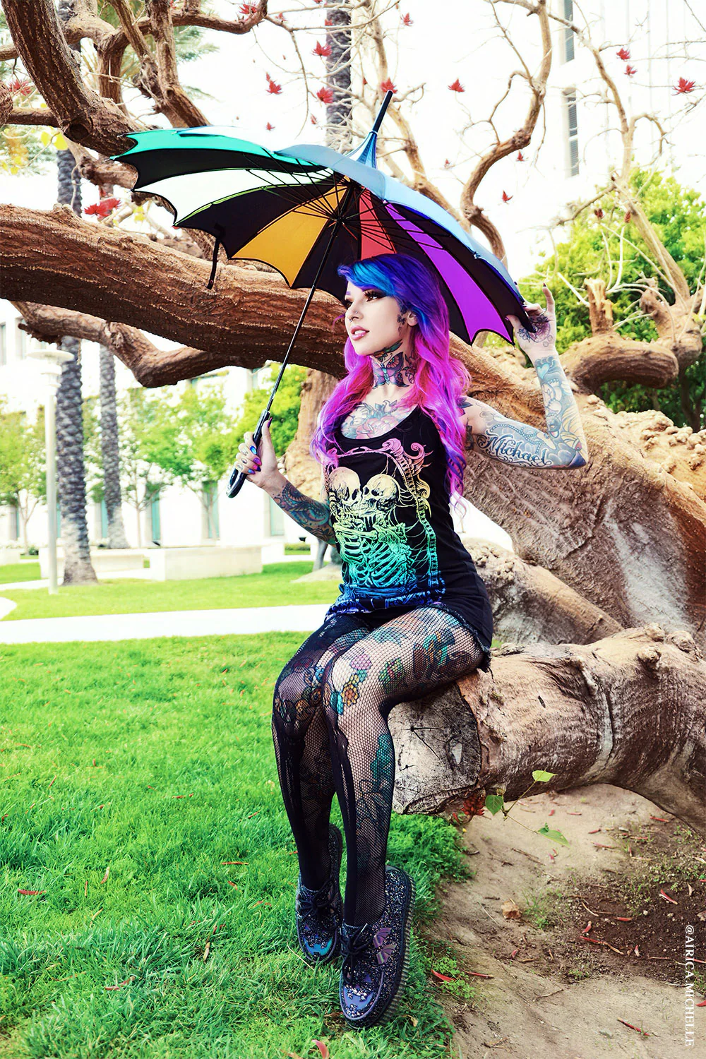 Batwing Pagoda Umbrella [Goth Rainbow] - Image 15