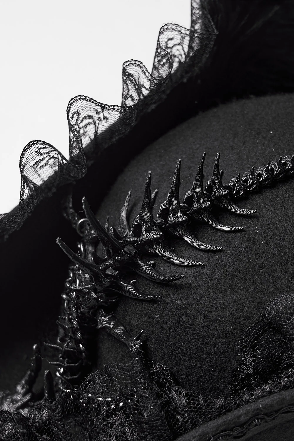 Beast Bones Gothic Pirate Hat - Image 12
