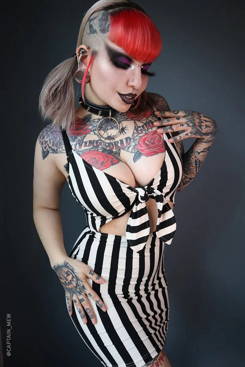 Beetle Front Tie Dress - Image 4