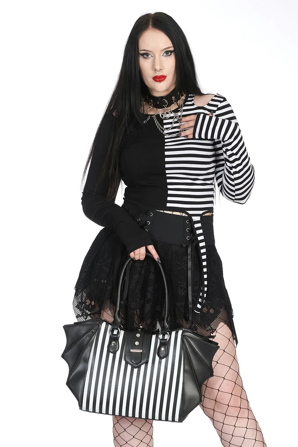 Beetle Striped Batwing Handbag [Black/White] - Image 5