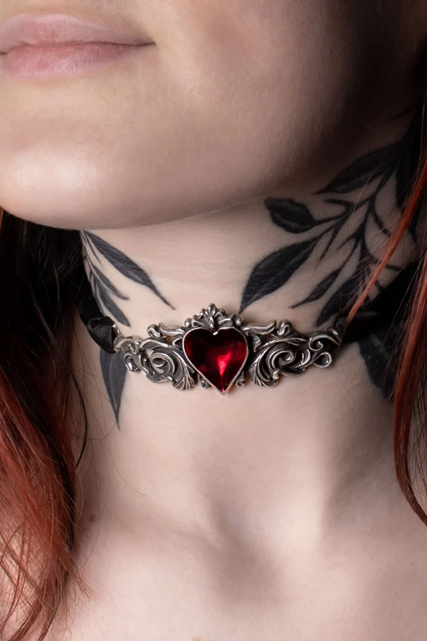 Betrothal Choker