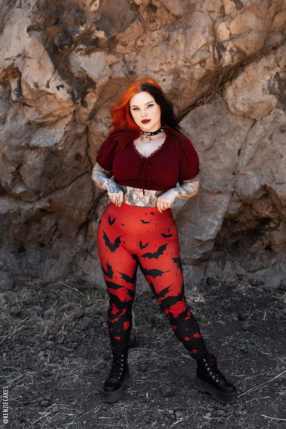 Bite Me Vampire Bat Leggings [RED/BLACK] - Image 2