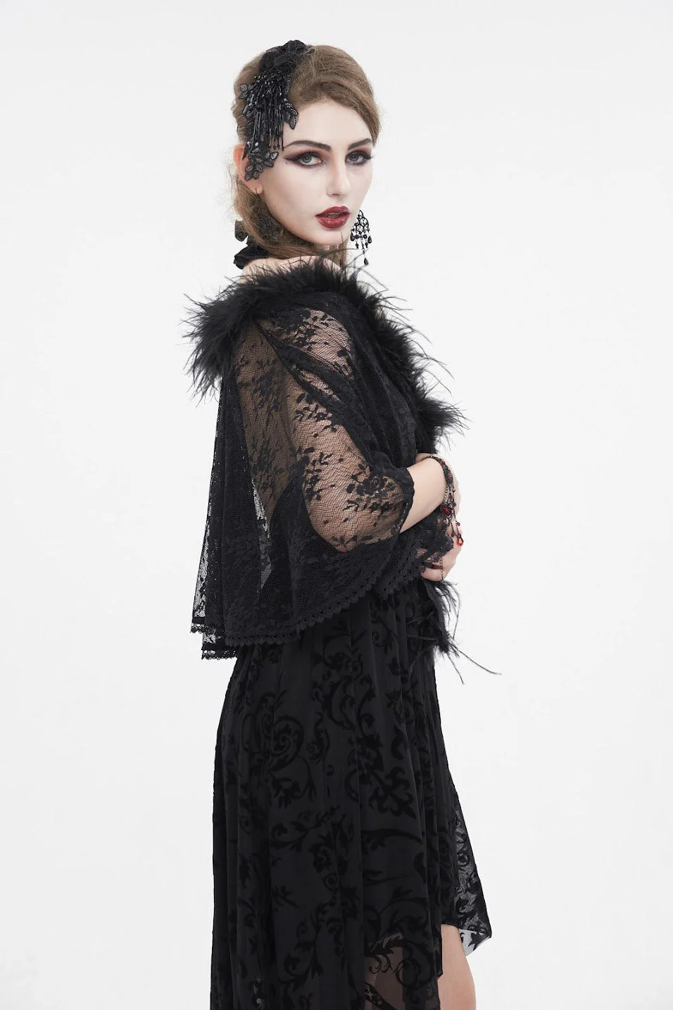 Black Vampress Lace Capelet - Image 2