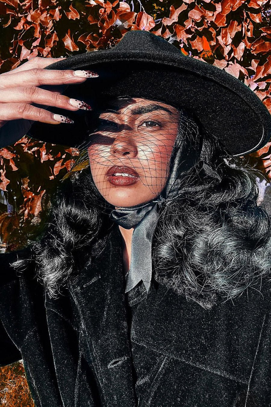 Black Veiled Hat - Image 3