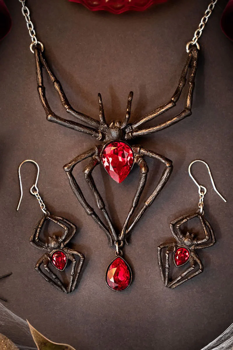 Black Widow Necklace - Image 3