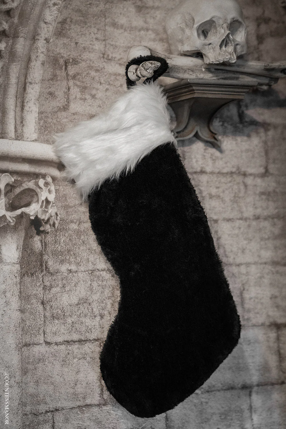 Black Widow Spider Christmas Stocking - Image 4
