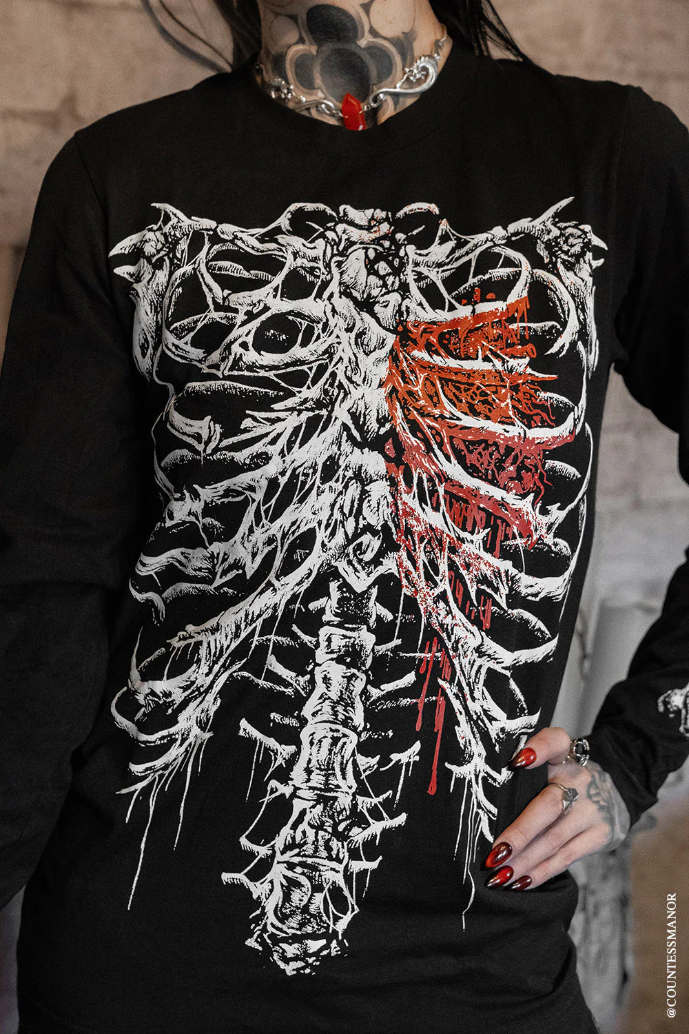 Bleeding Heart Skeleton T-shirt - Image 12