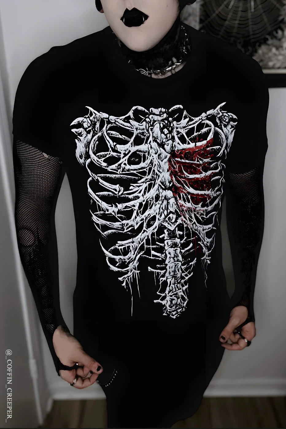 Bleeding Heart Skeleton T-shirt - Image 13