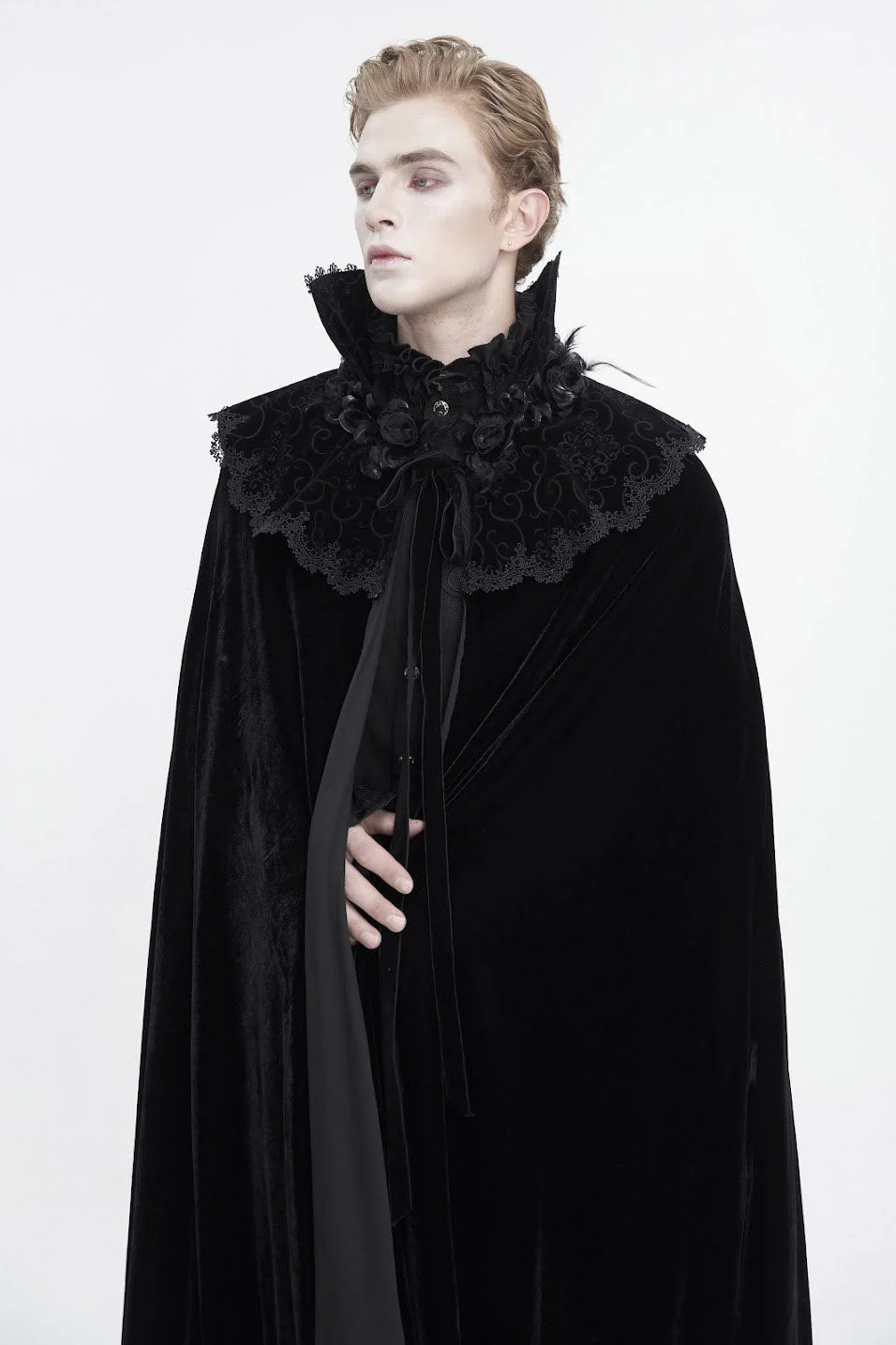 Blood House Black Velvet Cloak - Image 7