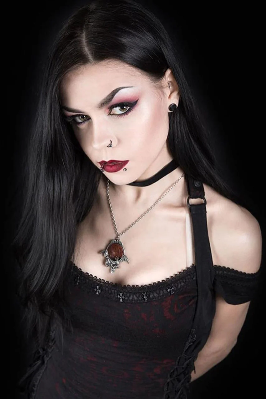 Blood Moon Pendant - Image 4