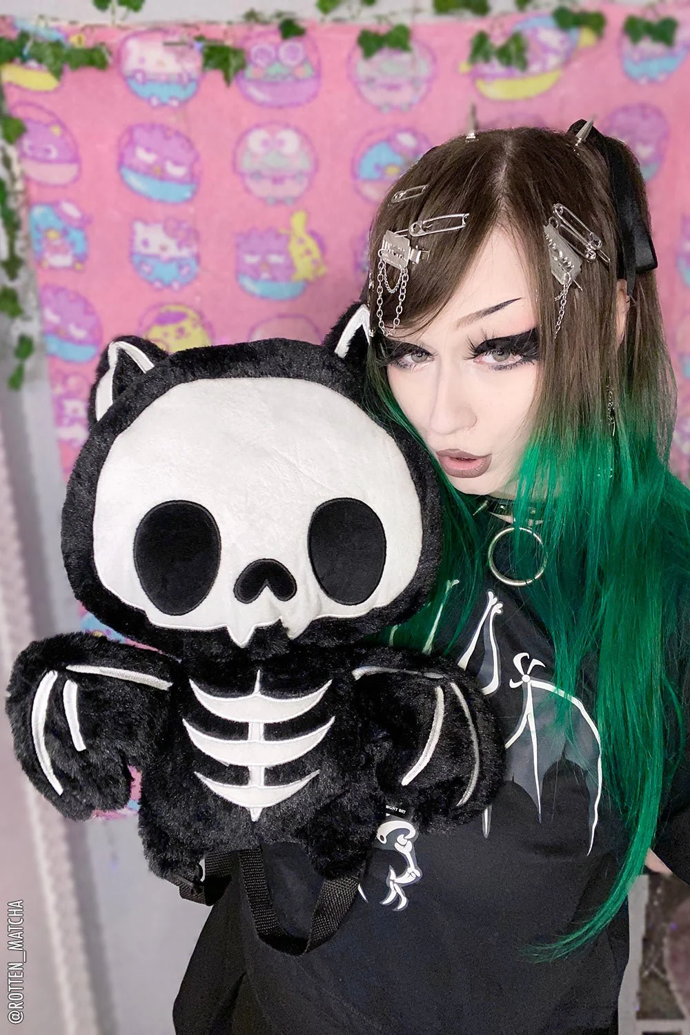Bony Bat Plush Backpack - Image 11