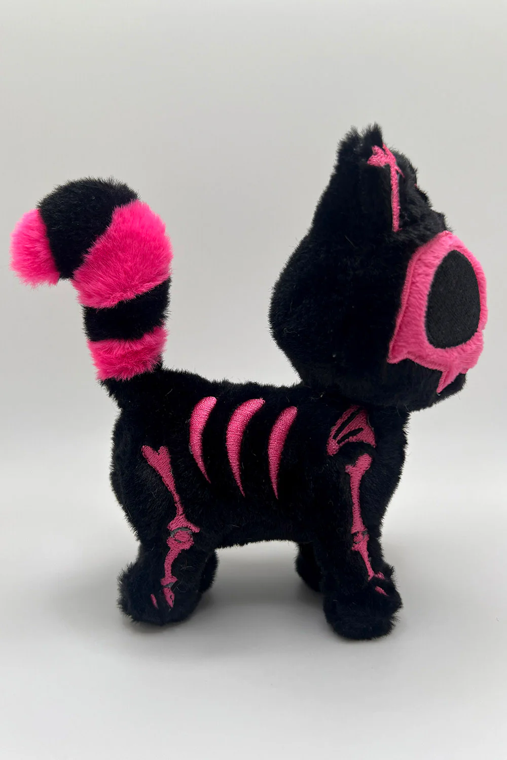 Bubblegum Skelekitty Plush Keychain - Image 5