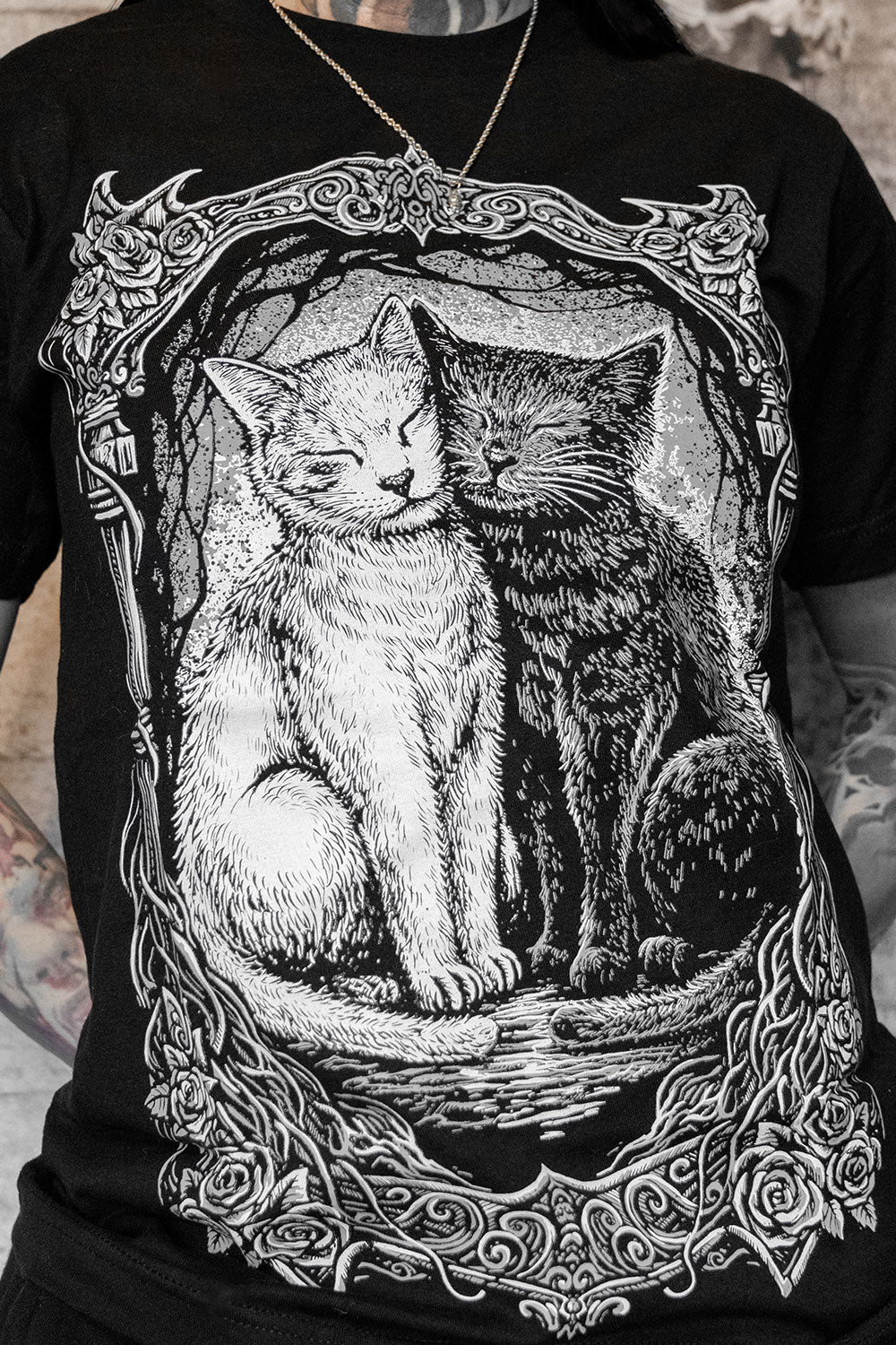 Cat Cuddles T-shirt - Image 2