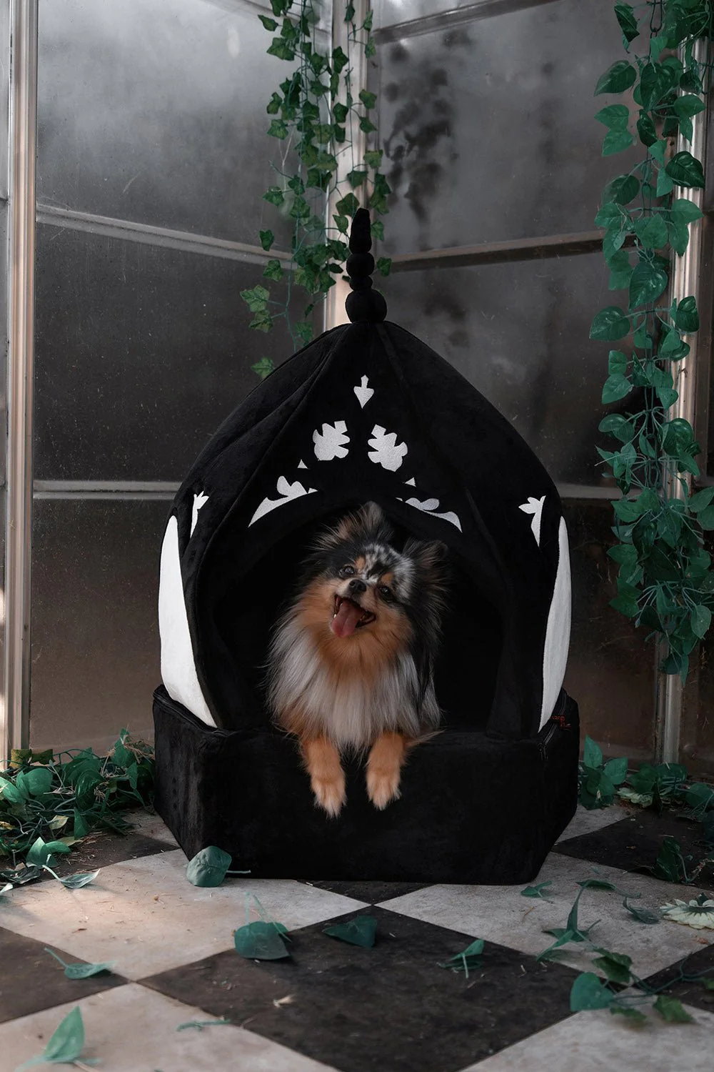 Cathedral Pet Bed
