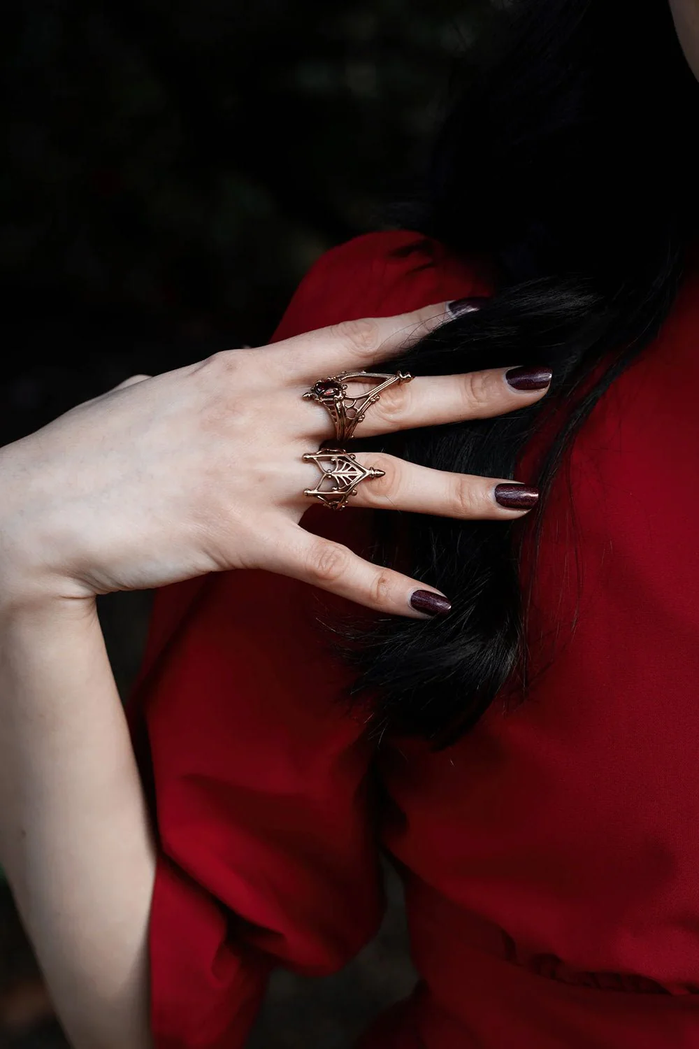 Cathedral Solace Ring [CHAMPAGNE GOLD] - Image 6