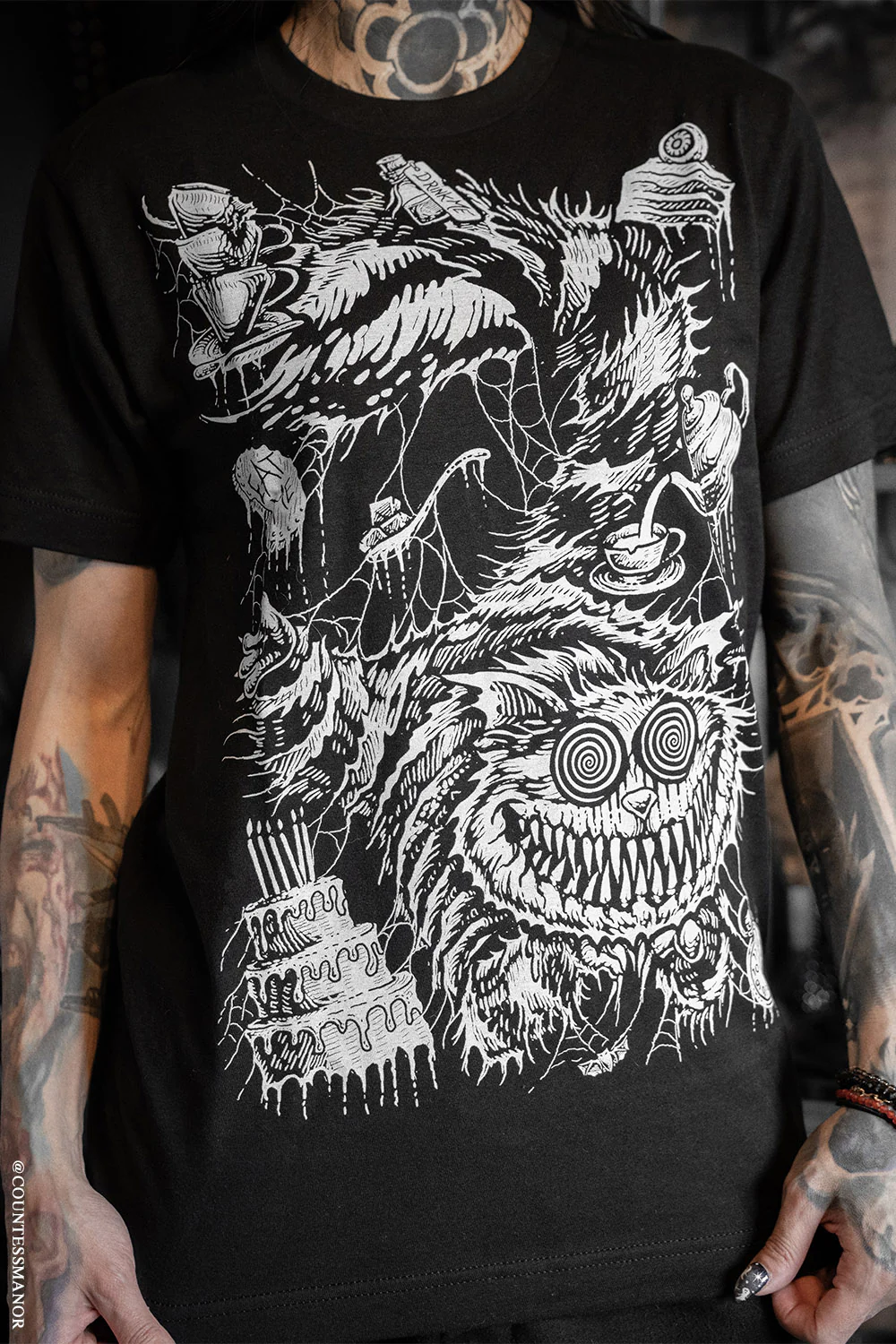 Cheshire Cat T-shirt - Image 8