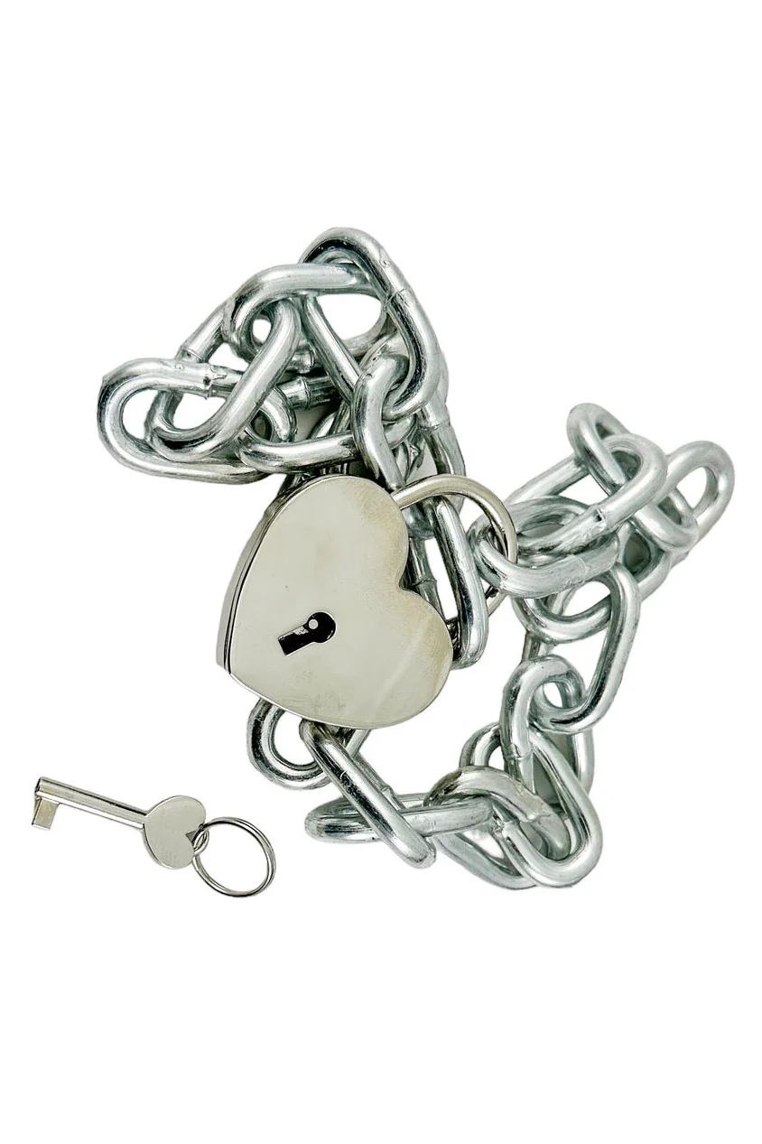 Chunky Chain Heart Padlock Choker - Image 2