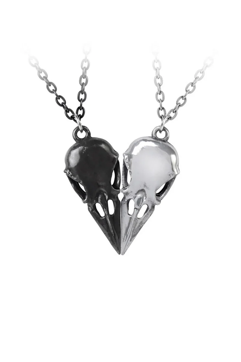 Coeur Crane Pendant