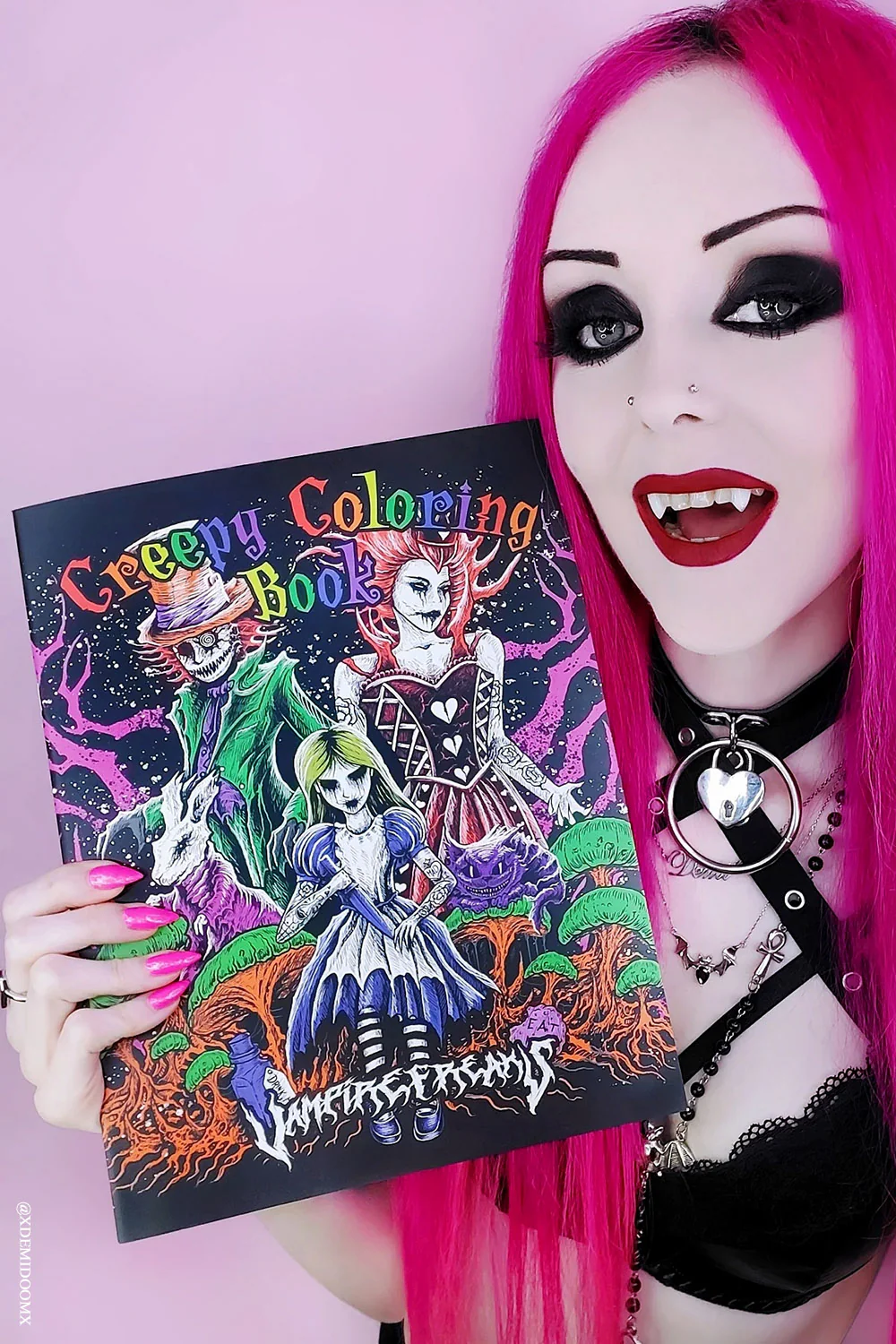 Creepy Coloring Book - Image 9