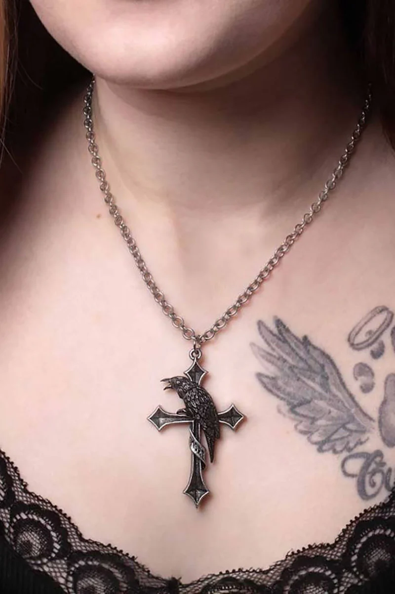Crux Corvis Pendant - Image 2