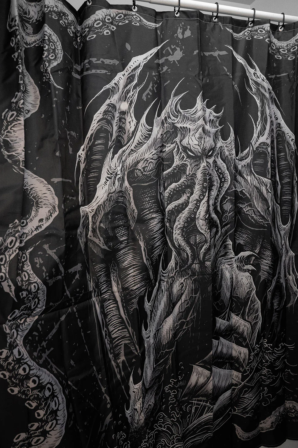Cthulhu Mythos Shower Curtain - Image 3