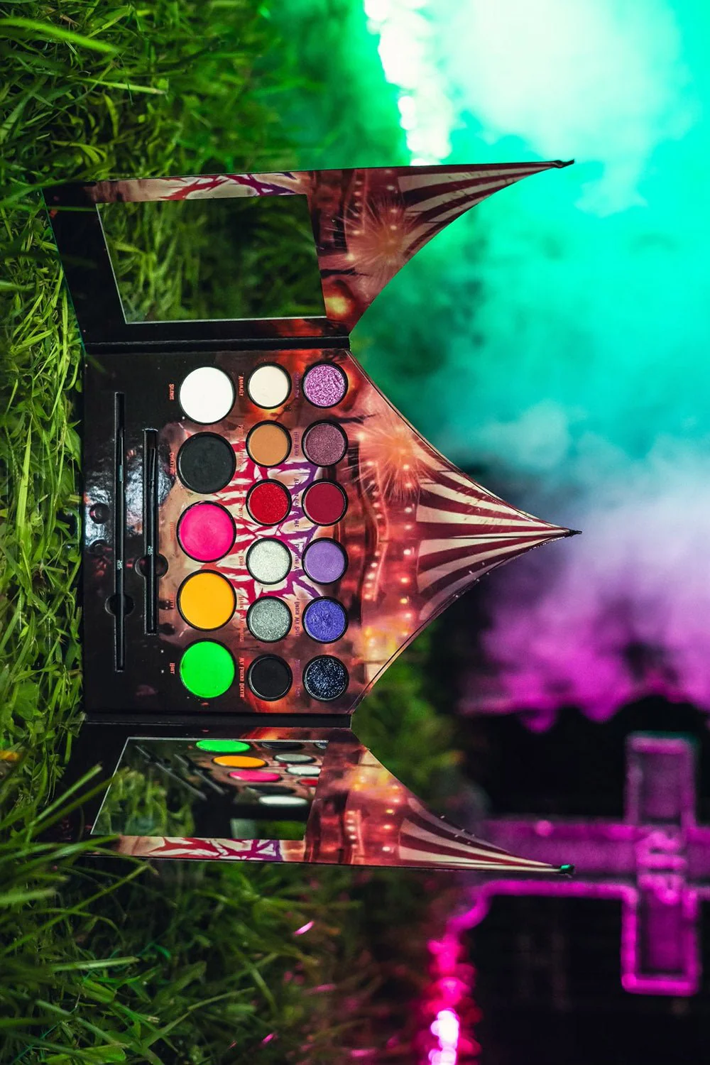 Dark Divine Artistry Palette - Image 7