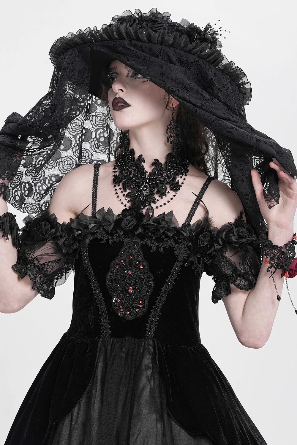 Dark Regency Embroidered Beaded Choker - Image 5