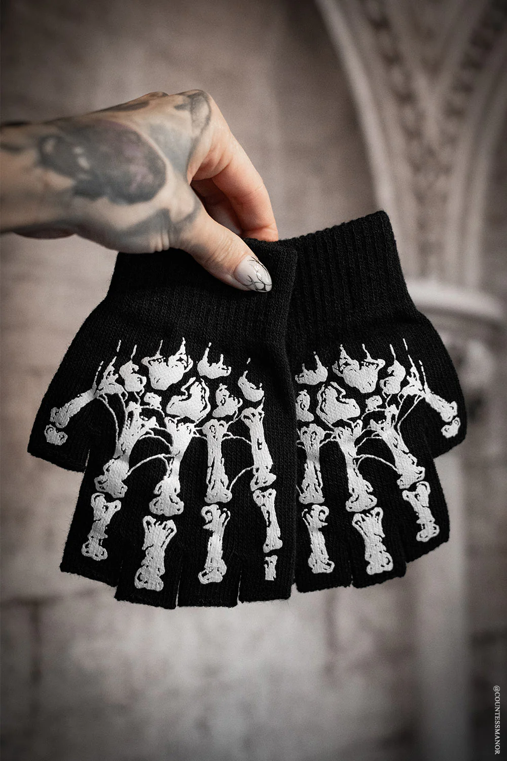 Dead Inside Skeleton Gloves [Fingerless] - Image 3