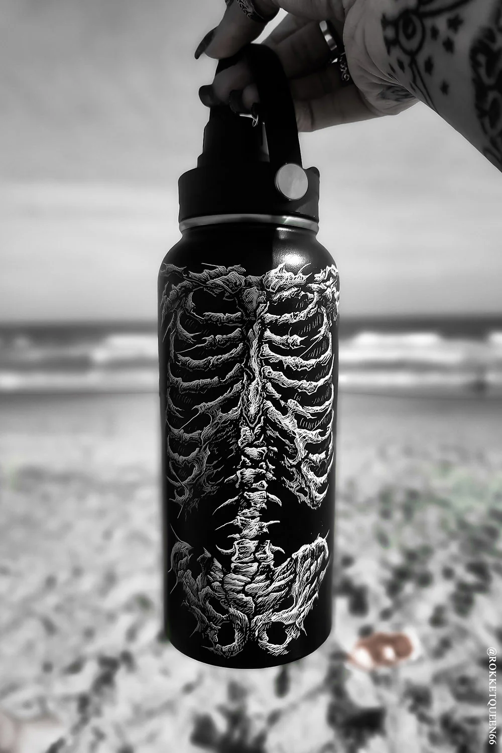 Dead Inside Skeleton 32 Oz Water Bottle - Image 6