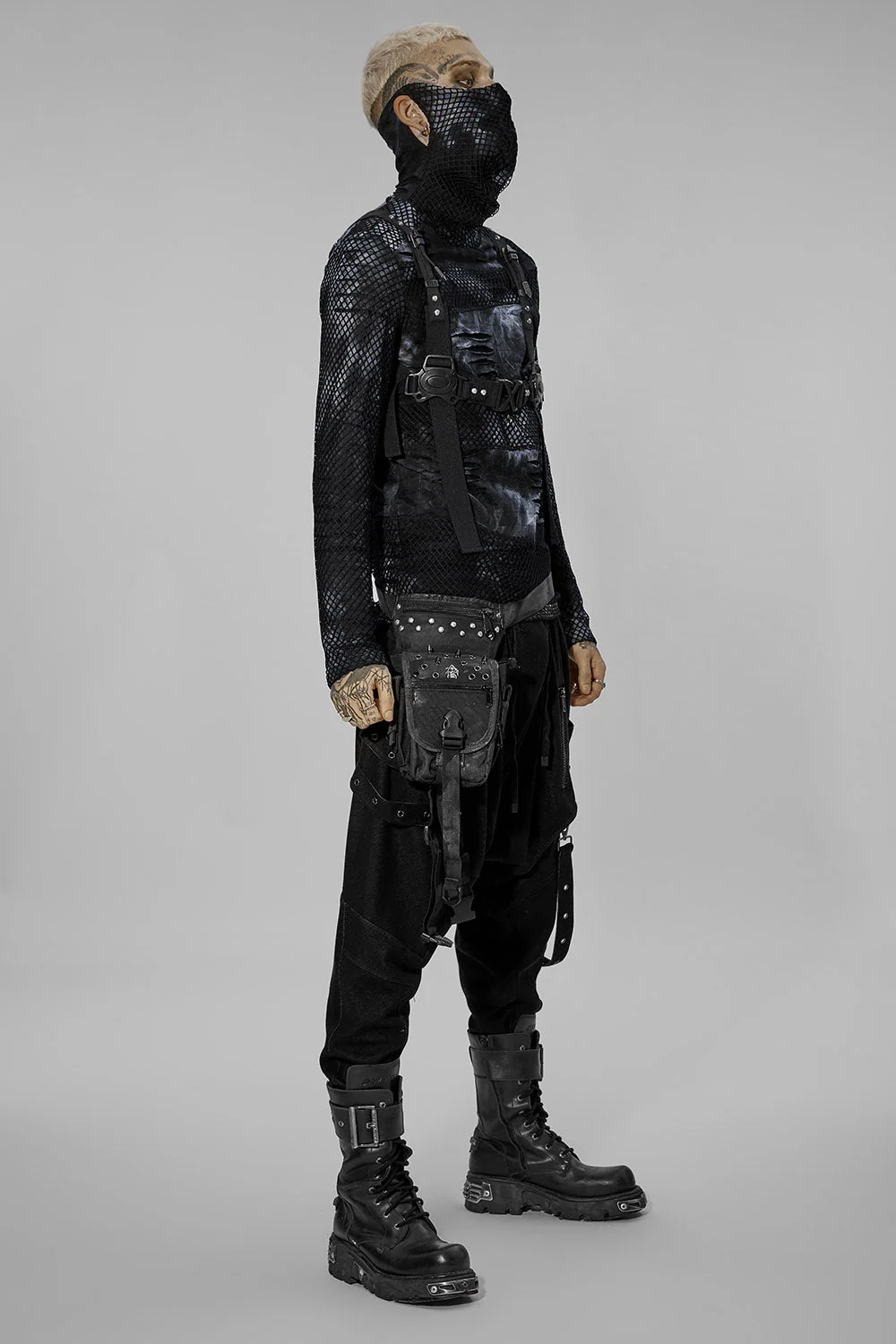Desert Reaper Spiked Harness Bag - Image 4