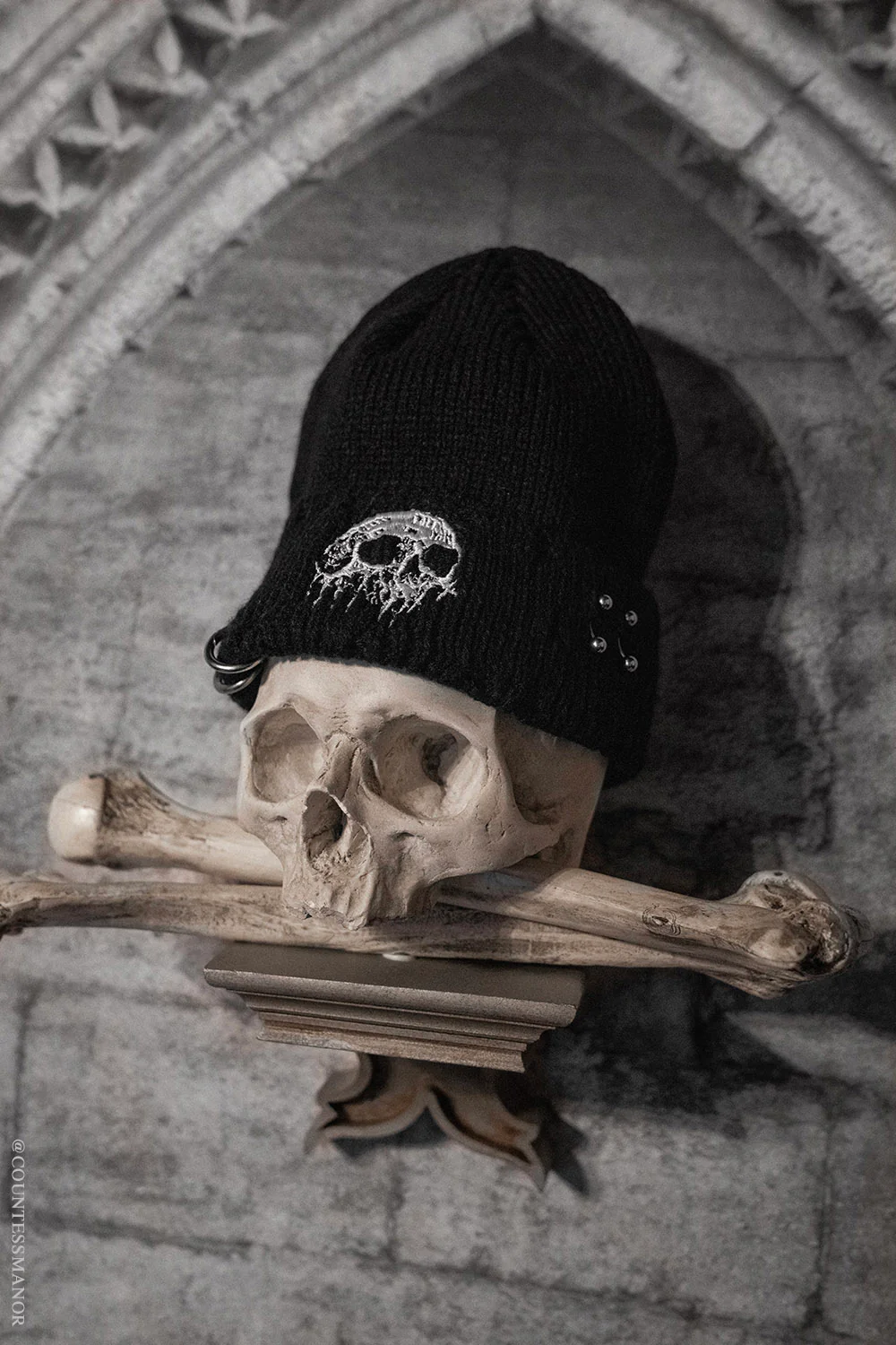 Distressed Pierced Beanie [Skull Drip] - Image 11