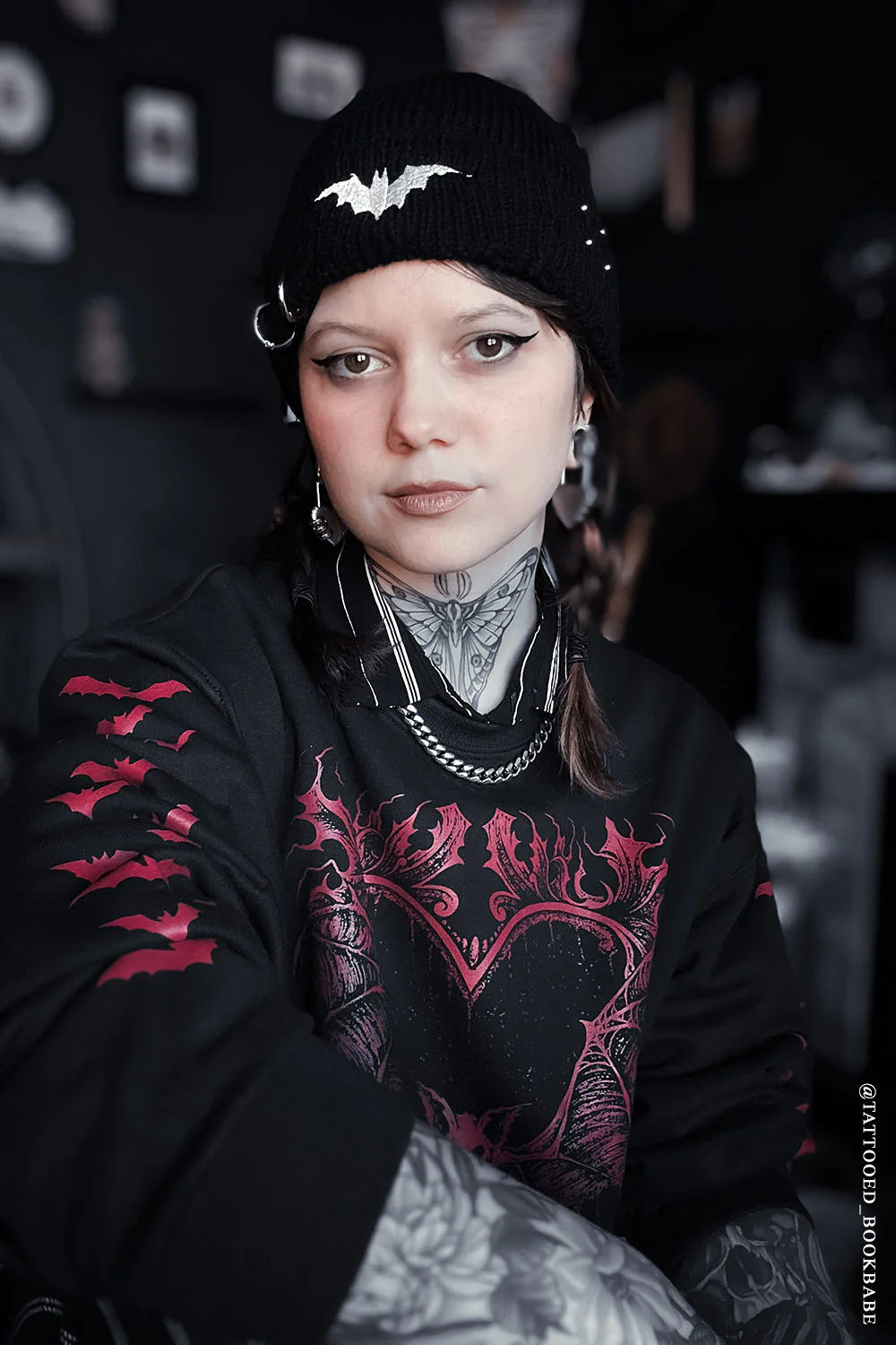 Distressed Pierced Beanie [White Bat] - Image 5