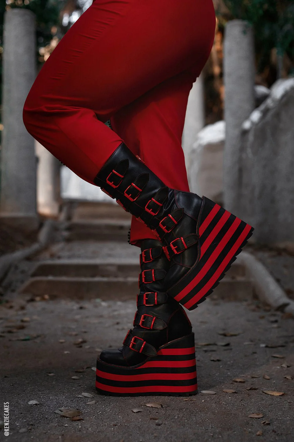 Dune Bat Platform Boots [Black/Red] [NO RESTOCKS] - Image 5
