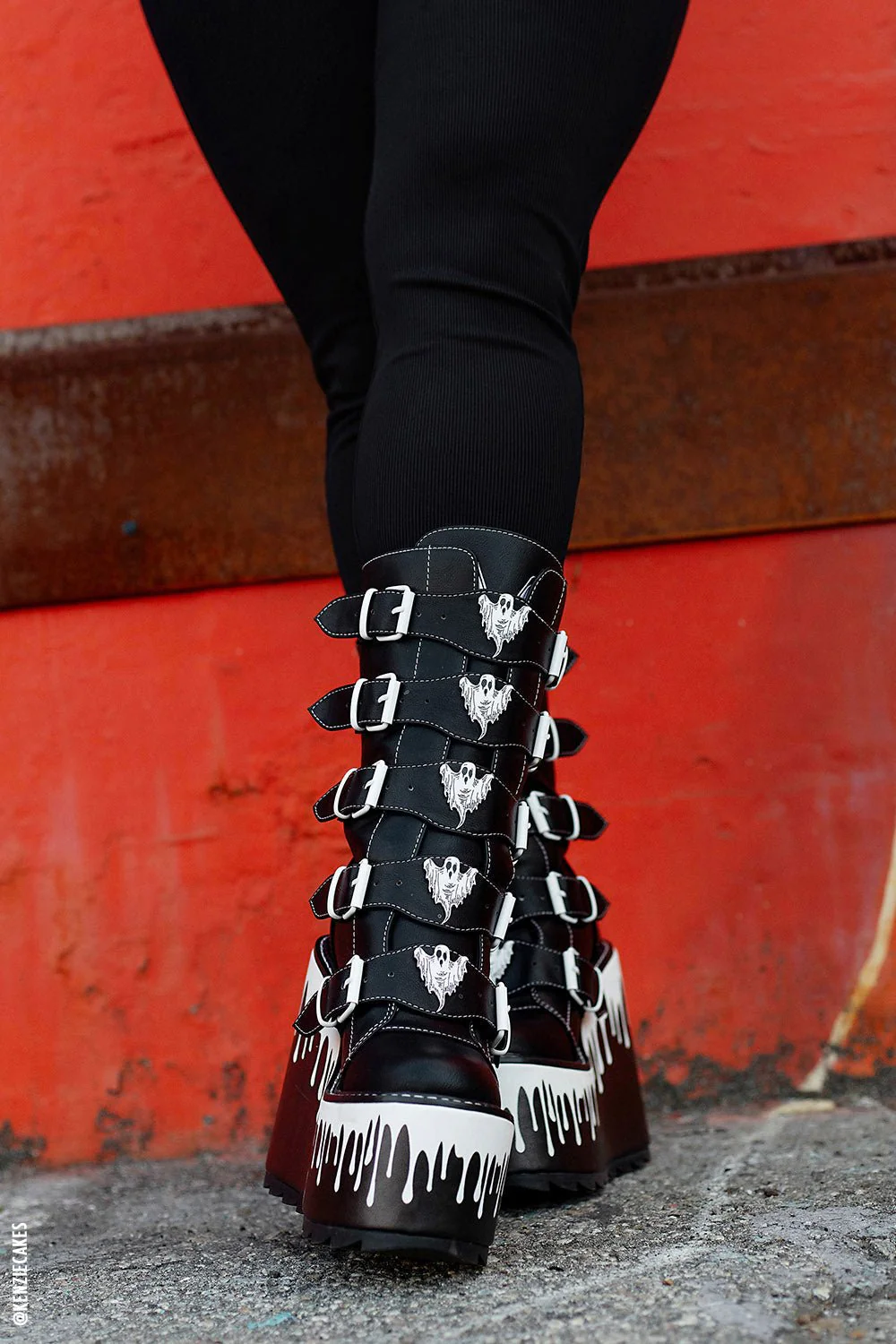 Dune Ghost Platform Boots [BLACK/WHITE] - Image 4