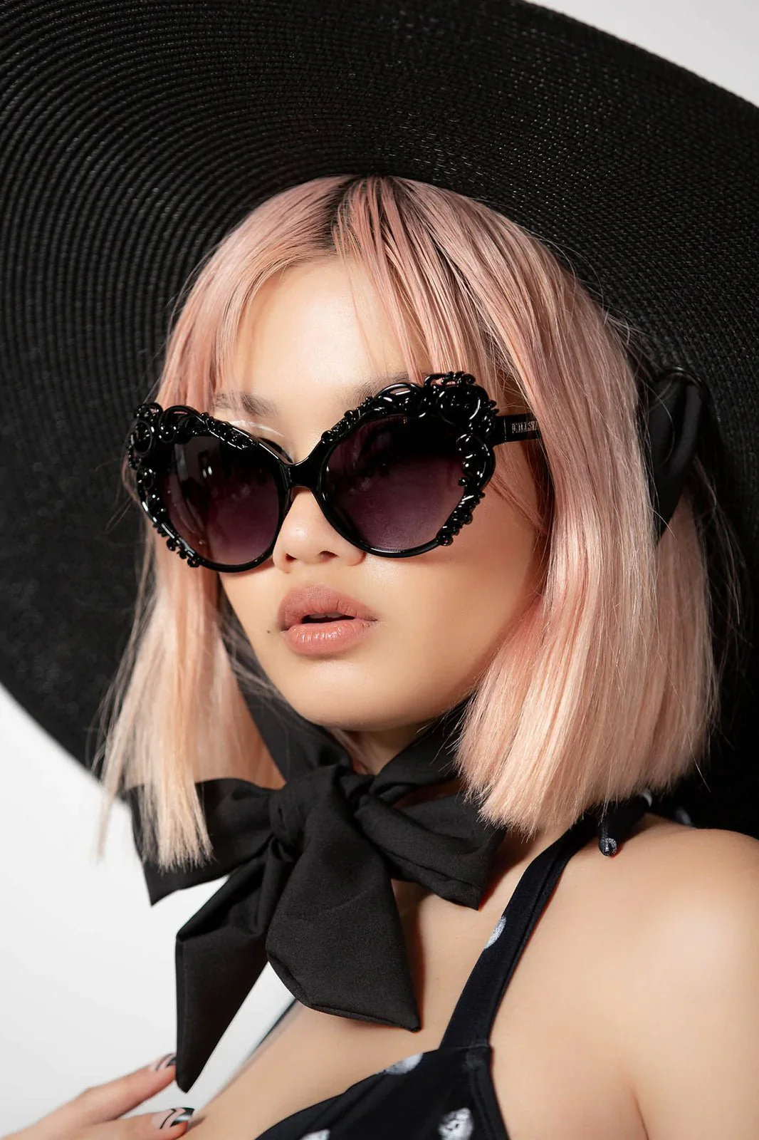 Enchantra Sunglasses - Image 8