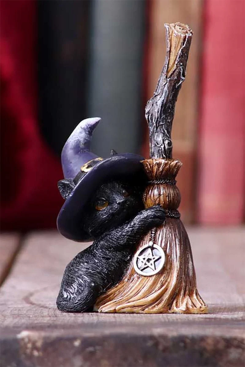 Familiars Broom Statue - Image 2