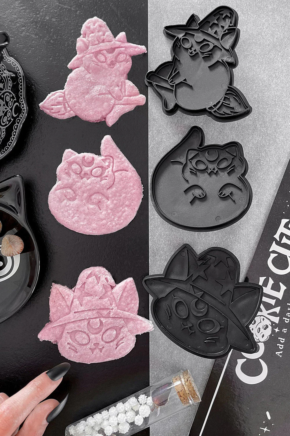 Ghost Kitty Cookie Cutters - Image 2