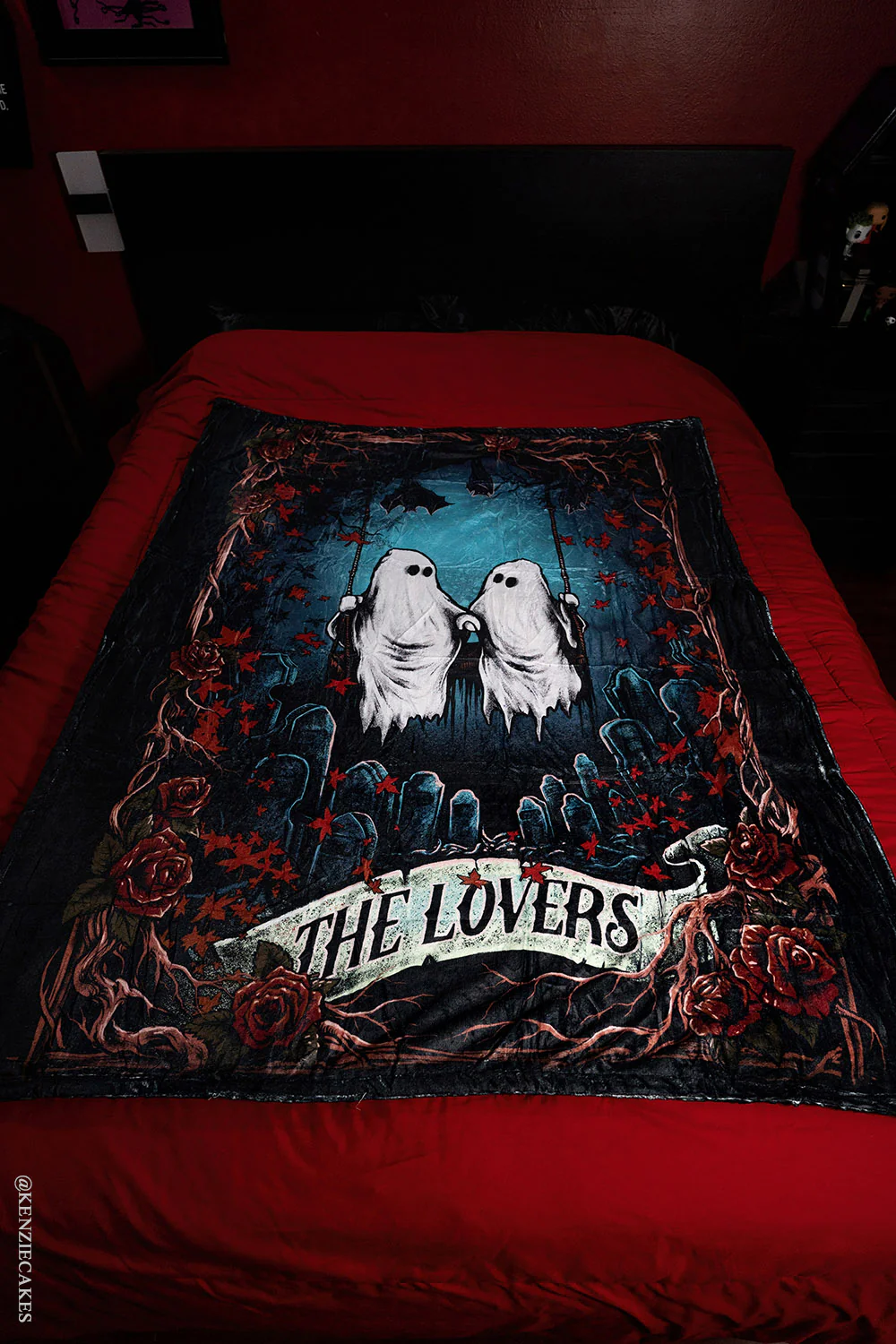 Ghost Love Throw Blanket - Image 2