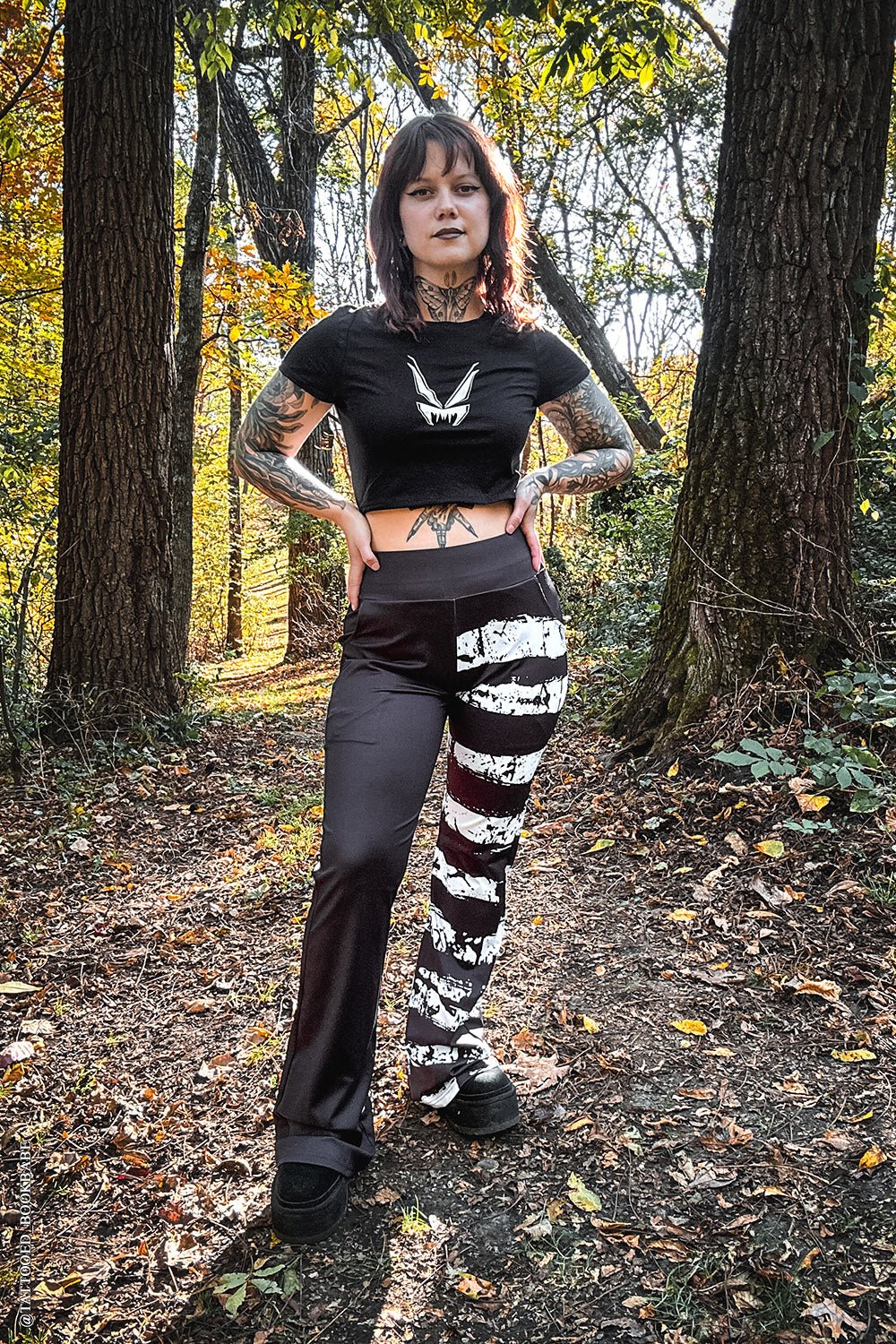 Ghost White Striped Split Flares [Black/White] - Image 11