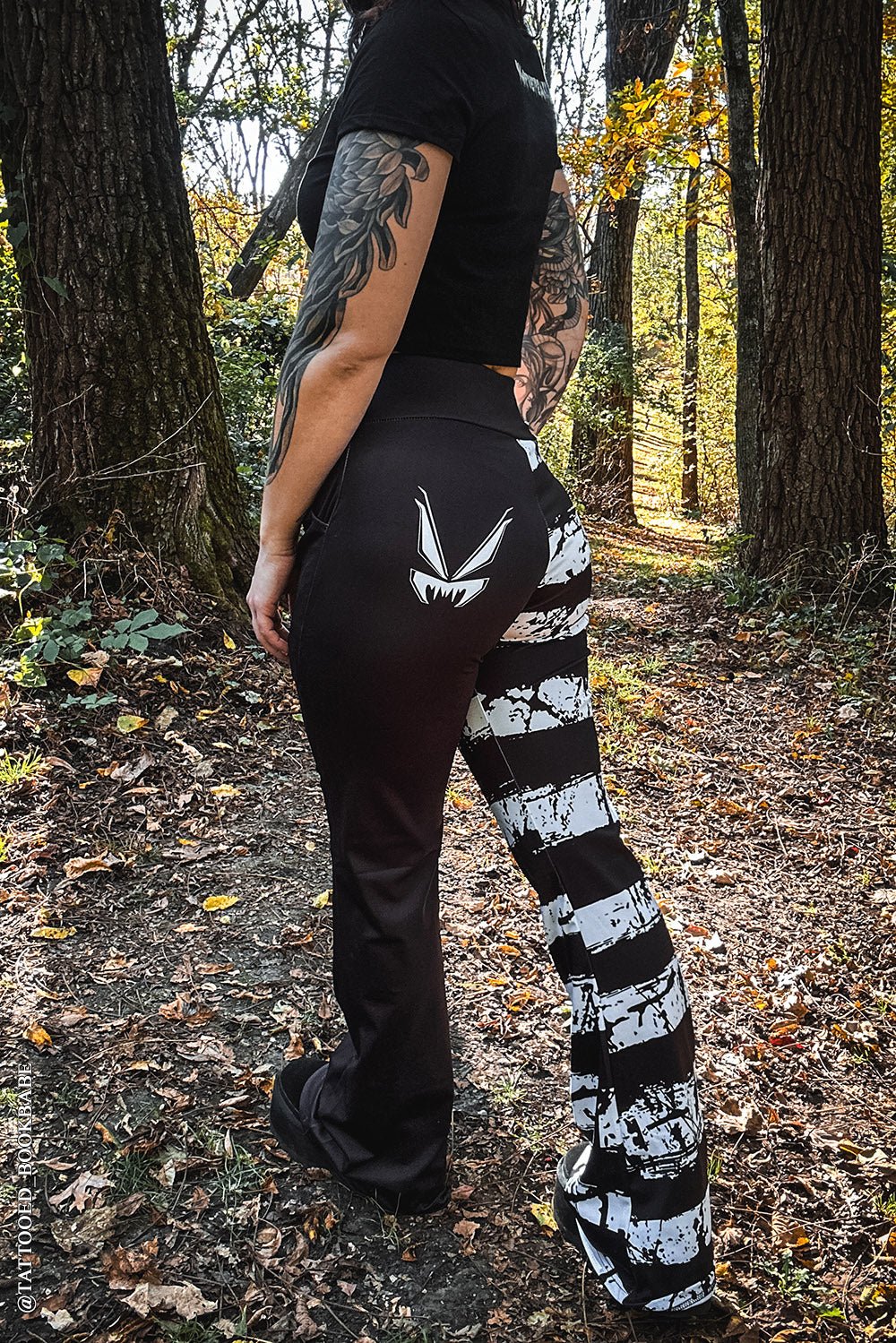 Ghost White Striped Split Flares [Black/White] - Image 6