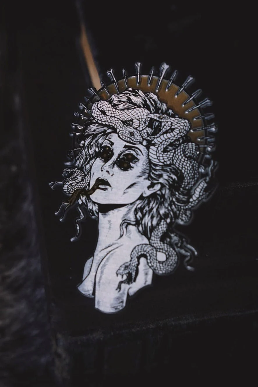 Glowing Medusa Pin - Image 2