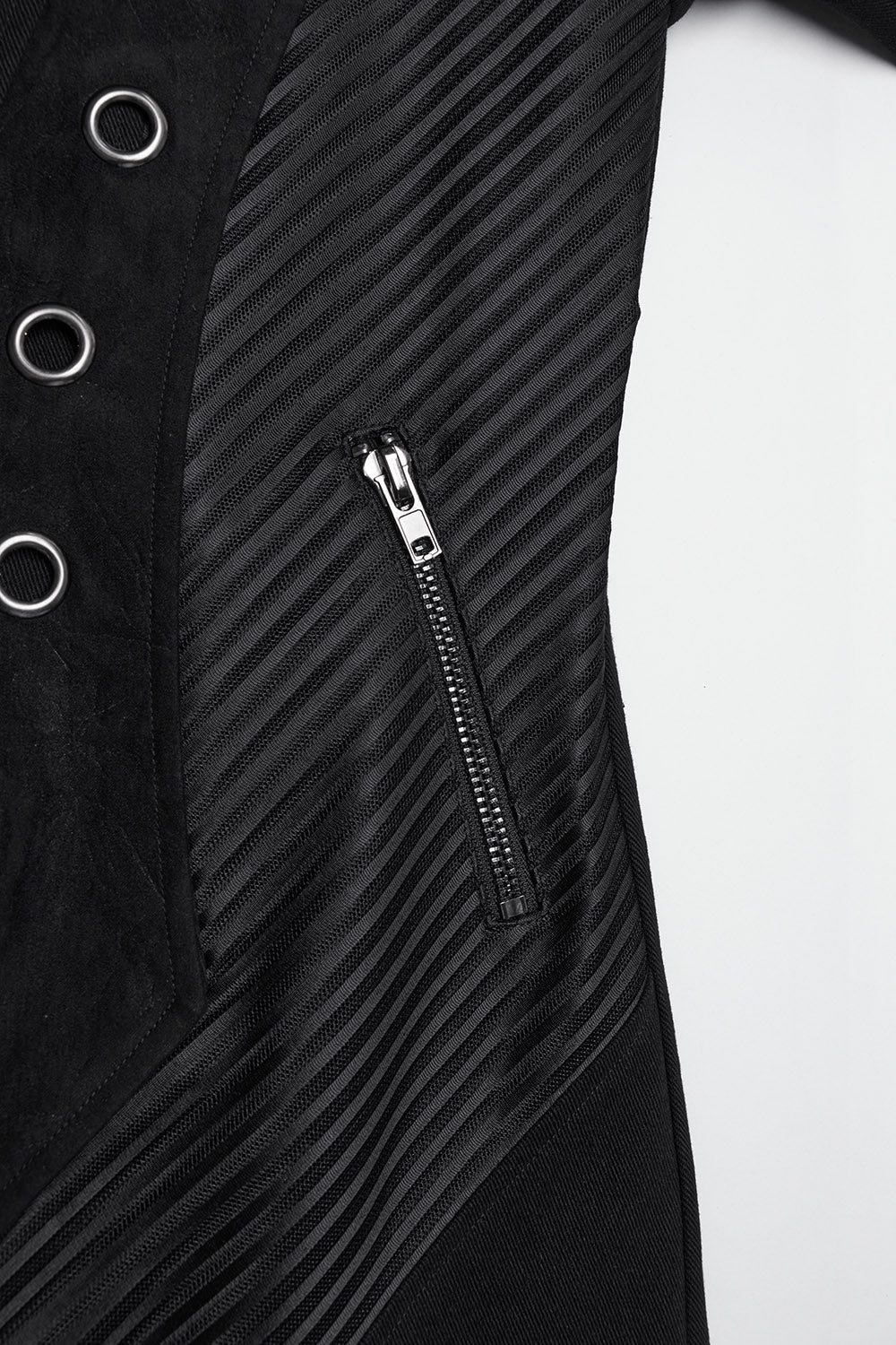 Gondor O-Ring Trenchcoat - Image 7